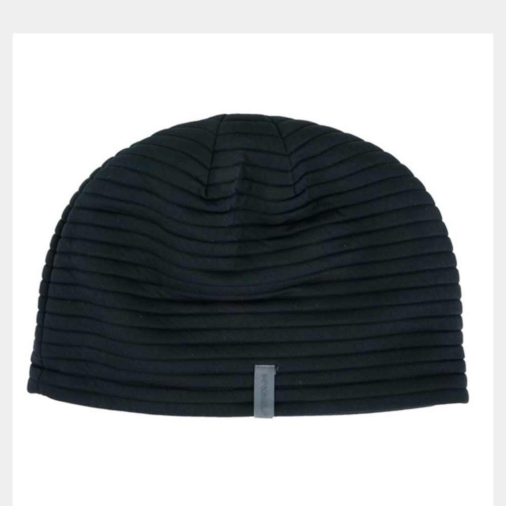 Under Armour Storm tech beanie